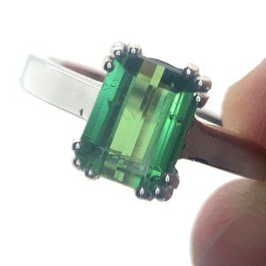 Green Tourmaline 1.87ct Solid 14K White Gold Ring